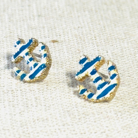 Betsey Johnson Blue White Enamel Anchor Pierced Earrings Gold Tone - Picture 1 of 2